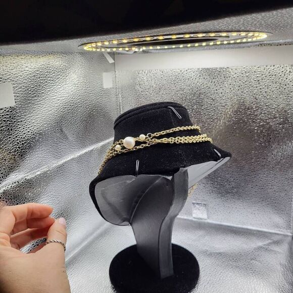 Elegant Extra Long Gold Chain and Pearl Long Necklace - Picture 1 of 2